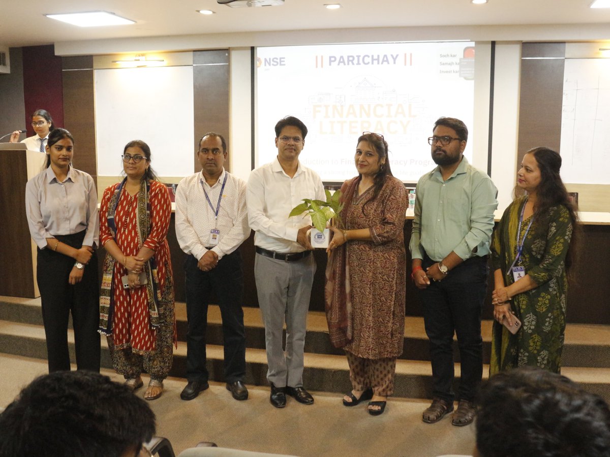 IMSECGhaziabad's tweet photo. 💰 Smart Money. Smart Choices! 📈
MBA Dept., IMSEC hosted an insightful guest lecture on “The New Age of Financial Literacy” with Mr. Chandresh Gupta, Finance Educator, SEBI NISM.
#IMSEC #MBA #FinancialLiteracy #GuestLecture #SmartMoney #Investing https://t.co/dSet236foL