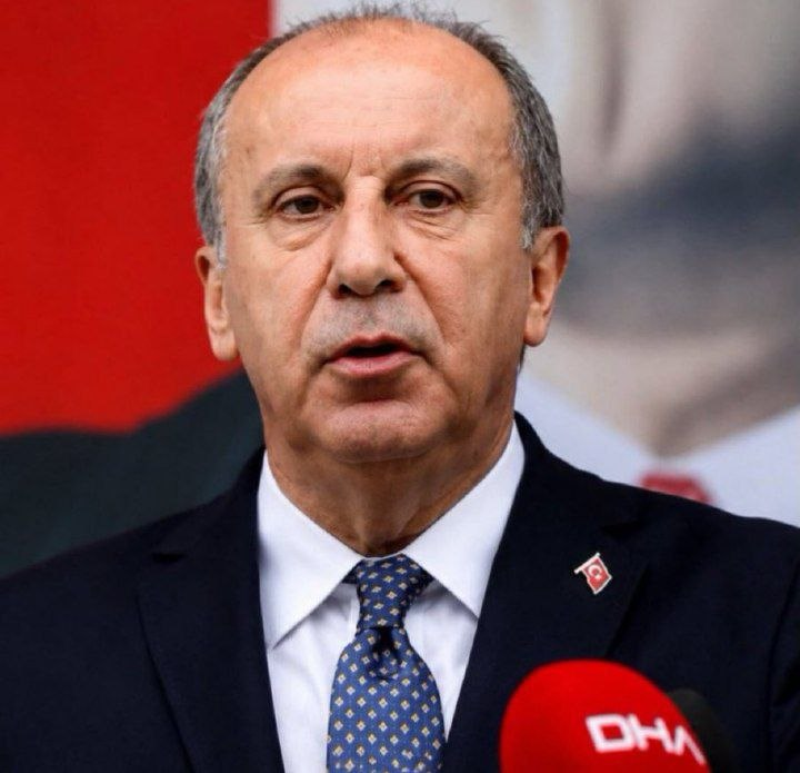 haberigec's tweet photo. Muharrem İnce: “2 milyar TL vurgun yapanlar ellerini kollarını sallayıp gezerken, ifadeye bile çağrılmazken, Mersin’de belediye başkanının evine şafak operasyonu düzenleyip başkanın eşinin pijamalı görüntülerini servis etmek  ahlaksızlıktır, şerefsizliktir, vicdansızlıktır!” https://t.co/t6oN9sKeOV