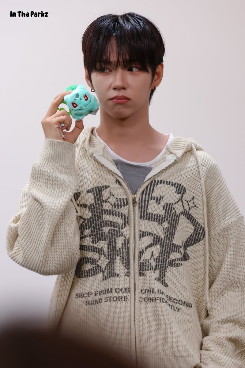 IntheParkz0306's tweet photo. 261002  

#제이엘 #JL #아홉 #AHOF https://t.co/zZTtwTumb3