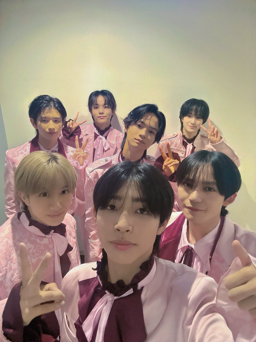 voksydays's tweet photo. \\ セットリスト //
#VOKSYDAYS
2nd EP『Sweet Moment』
発売記念リリースイベント
━━━━━━━━━━━━
埼玉県＠ところざわサクラタウン

M1. ボクラシダイ
M2. Dye me in your hue
M3. 恋はトメラレナイ
-
#ボクシダイ
#ボクシダイのリリイベ https://t.co/MchIASDrSU