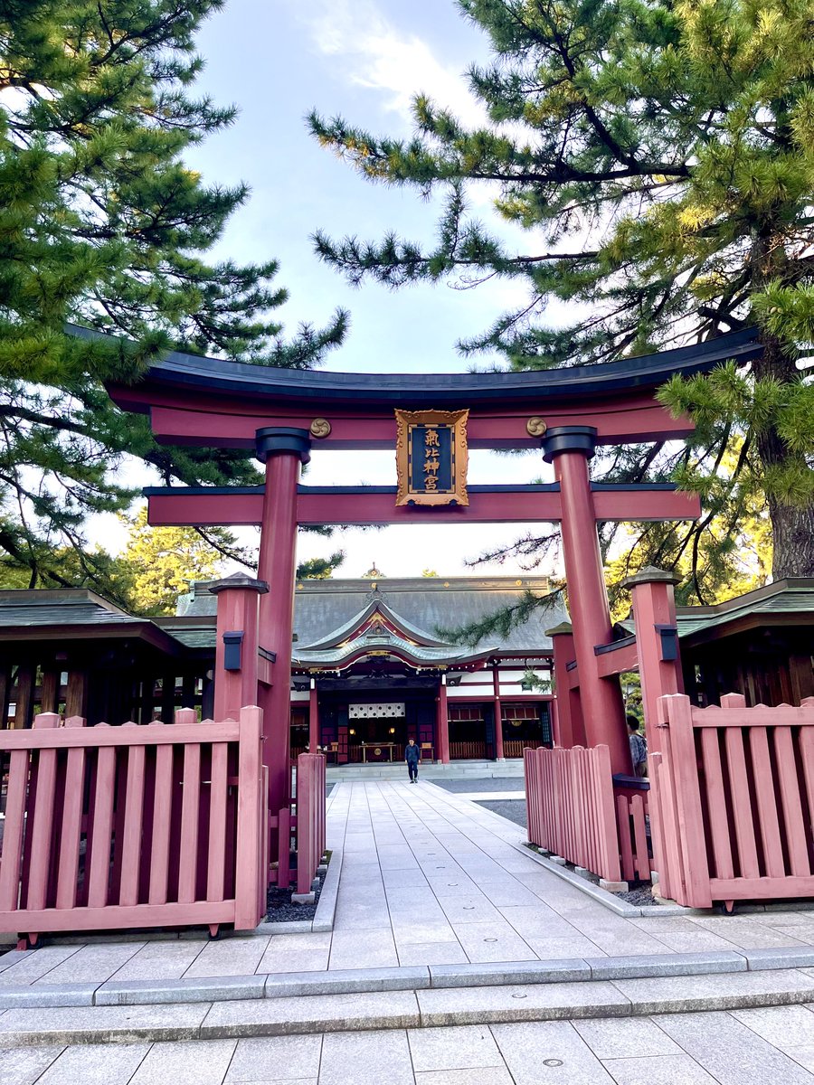 trickpipipi's tweet photo. 北陸道総鎮守 氣比神宮

早くとは決して言うつもりはないけど、あわよくば来週の金沢の頃には元気に出てきてくれますように https://t.co/6nX7wwSEjp