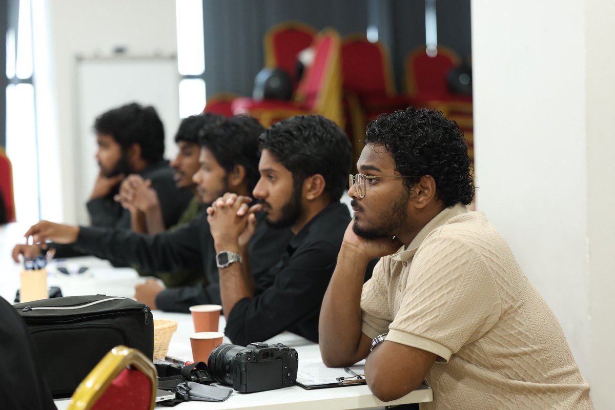 SFdevelopmentMV's tweet photo. 27 - 28 ސެޕްޓެމްބަރުގައި ކުރިއަށް ގެންދެވުނު ސައިން ލެންގުއެޖް ވޮކޭބުލަރީ ޑިވަލޮޕްމަންޓް ވޯކްޝޮޕްގައި އުފެއްދުނު އައު އިޝާރާތްތަކުގެ ވެލިޑޭޝަން ވޯކްޝޮޕް.

Validation Workshop for the Sign Language Vocabulary Development Workshop held from 27–28th September 2026. https://t.co/Y5MUkqPgv5