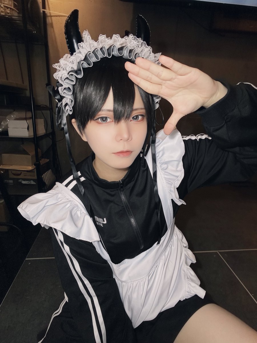 hidari_devi_oki's tweet photo. ✝️おきゅいん✝️

とうとう来てしまったこの日が、、
無事に色々間に合いました😌
色々落ち着いてやっとドキドキしてきた。

当日分のオリシャンとTシャツ(XLのみ)少しだけですがあります。よろしくお願いします🙇‍♂️ https://t.co/mgwb2FzIlI