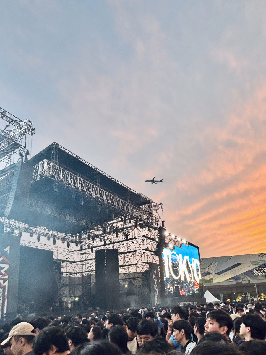 Rucky0429's tweet photo. 윤나상의 감동적인 내한공연...
히트곡 타치도 불러주시고 🥲 https://t.co/JxpgPK3ljK