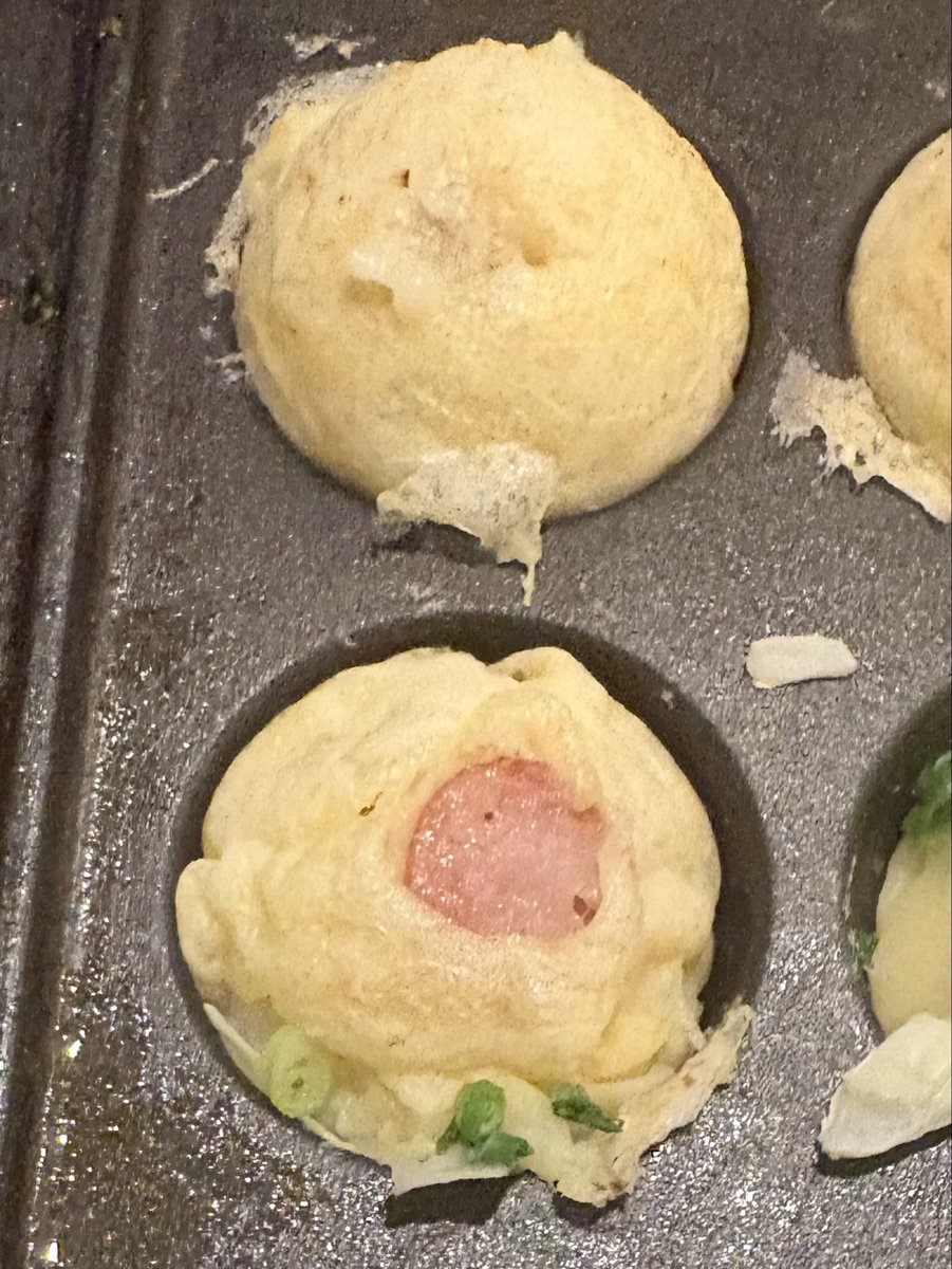 mapoyokawaii's tweet photo. 粗品がよく言ってるハゲタコってどういう意味な���だろう
タコが一体何をしたというのか https://t.co/bsSVcLo3dI