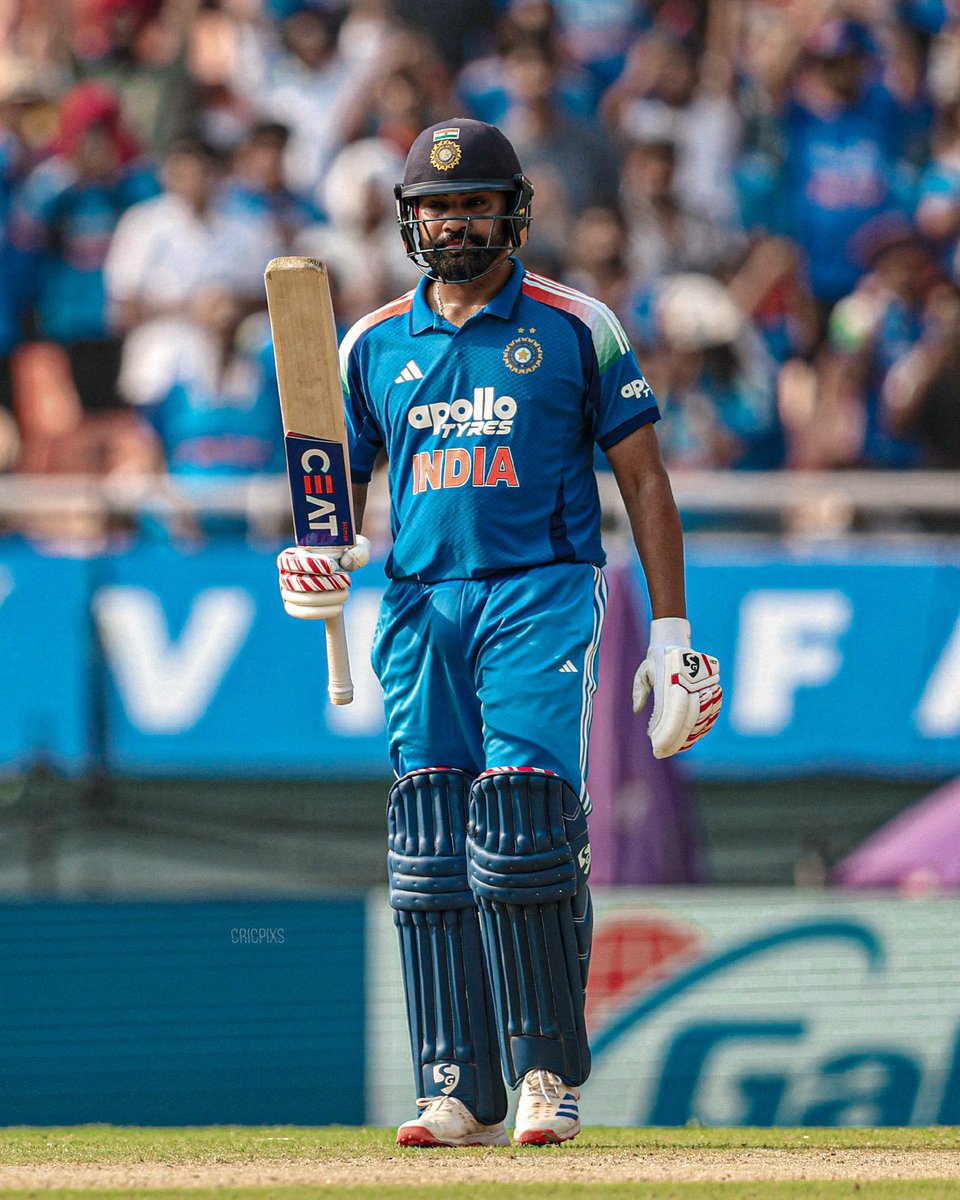 Shankarsingh032's tweet photo. 💔 HITMAN FALLS FOR 92 OFF 85 BALLS!

STILL HUNGRY. STILL FEARLESS. 🔥💪

Misses out on a well-deserved century, but what a knock from the Hitman! 👑🔥

So close to a 💯… but the hunger remains UNSTOPPABLE! ❤️‍🔥

#RohitSharma #INDvsWI #Hitman https://t.co/COghwvCrhY