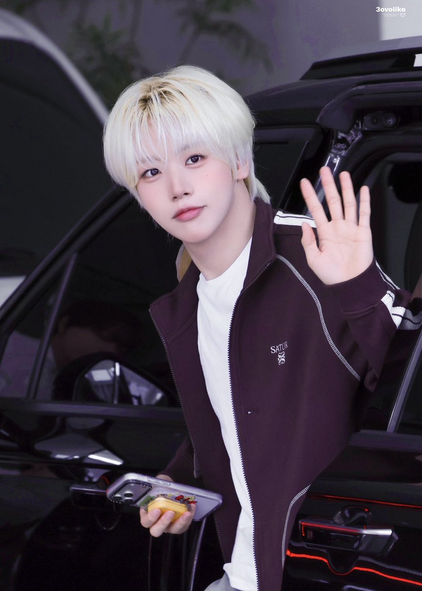 woongkified's tweet photo. BRAND: SATUR 

🌸 SATUR Lawton Stitch Track Zip-up Jacket Brown

🛍️ https://t.co/LlLmhFhQuq

🛍️ https://t.co/i6UqiTZ4jt

#차웅기 #웅기
#CHAWOONGKI #WOONGKI
#AHOF #아홉 https://t.co/Y0pF2iuAii
