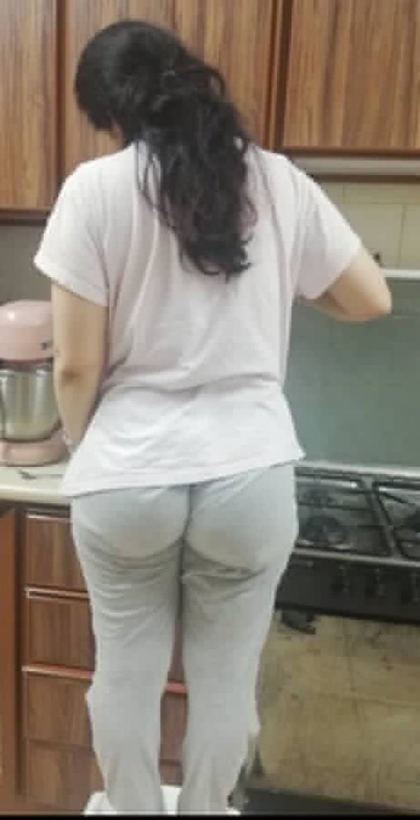 ow598s's tweet photo. متضايق ودك تفضفض  بسبب لبس اهلك بالبيت او برا البيت و المناظر الي تشوفها و انهم ماخذين راحتهم و ما يشوفونك شي ؟ 
تعال فضفض بسريه تامه و احل مشكلتك
#رعشة 
#ديوت_بدويٌّْ 
#ديااثة https://t.co/k3y35D5ImU