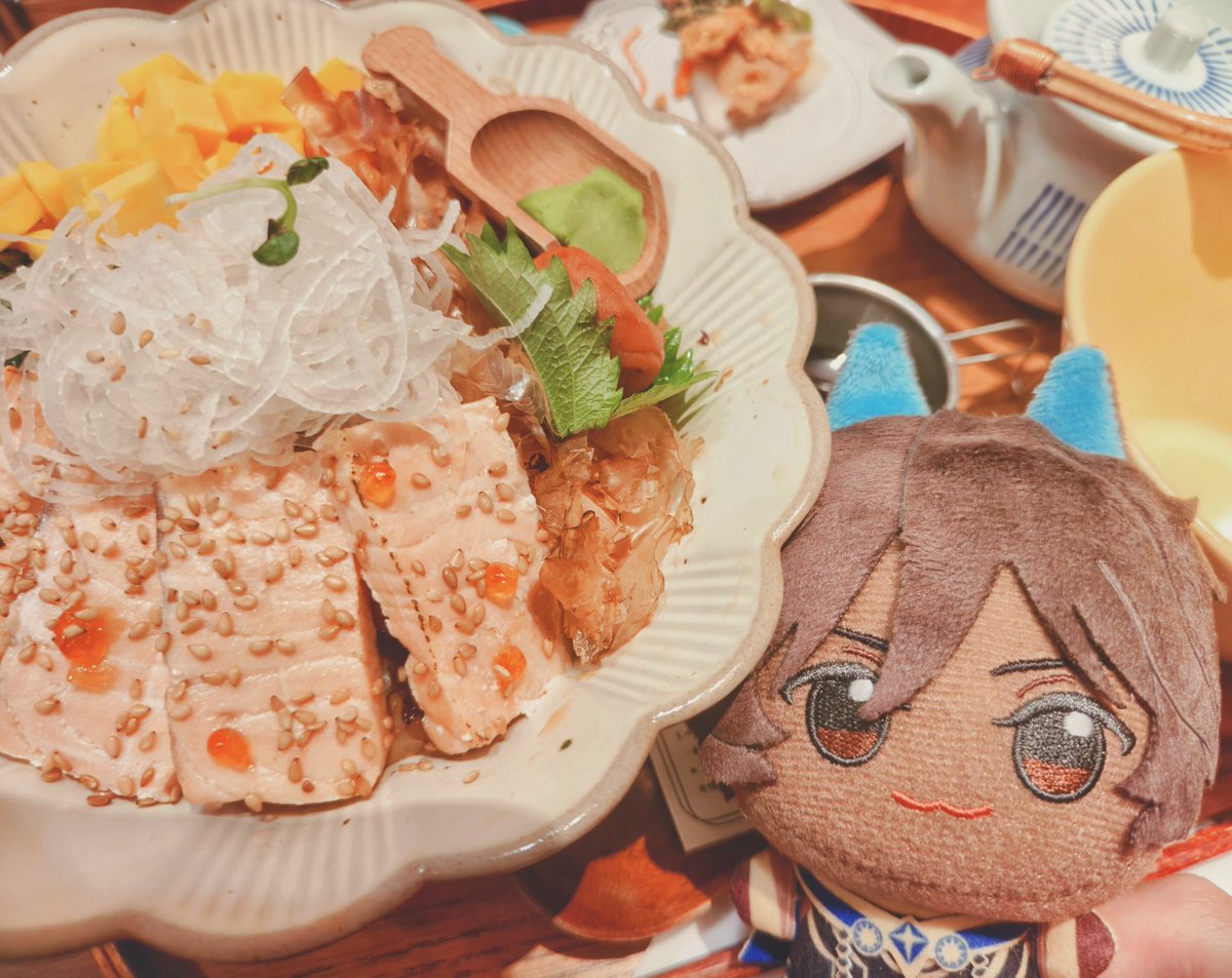 100mp_4s's tweet photo. 带一家三口出去吃饭了！
🍽️🍽️🍽️🍽️ https://t.co/pd3Ru4qF1w