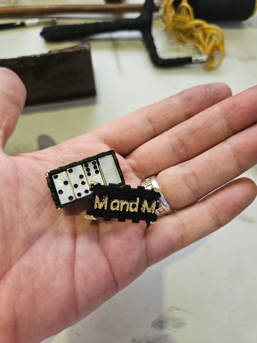 MishalAlkhodair's tweet photo. #MINI #DOMINO Set made from mother of pearl https://t.co/xTLvrW5U4g