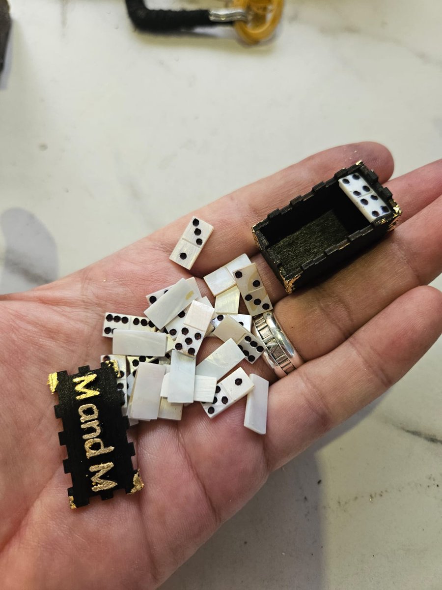 MishalAlkhodair's tweet photo. #MINI #DOMINO Set made from mother of pearl https://t.co/xTLvrW5U4g