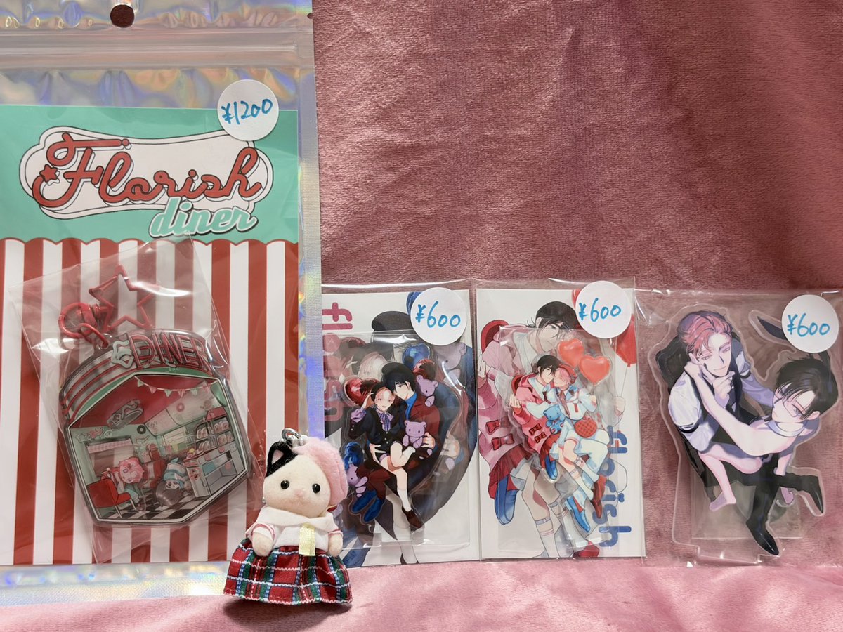 florishsunmoon's tweet photo. -⟡⋆˙-⟡⋆˙-⟡⋆˙-⟡⋆˙-⟡⋆˙-

　#J庭60　お品書き
      け18a/Florish

-⟡⋆˙-⟡⋆˙-⟡⋆˙-⟡⋆˙-⟡⋆˙-

お品書きのほか、画像2枚目の過去のアクスタも販売いたします！
新刊セットは1会計【2個】まででお願いします。

当日お守りいただきたい事項をツリーに繋げていきます https://t.co/mQhBs9EA9v