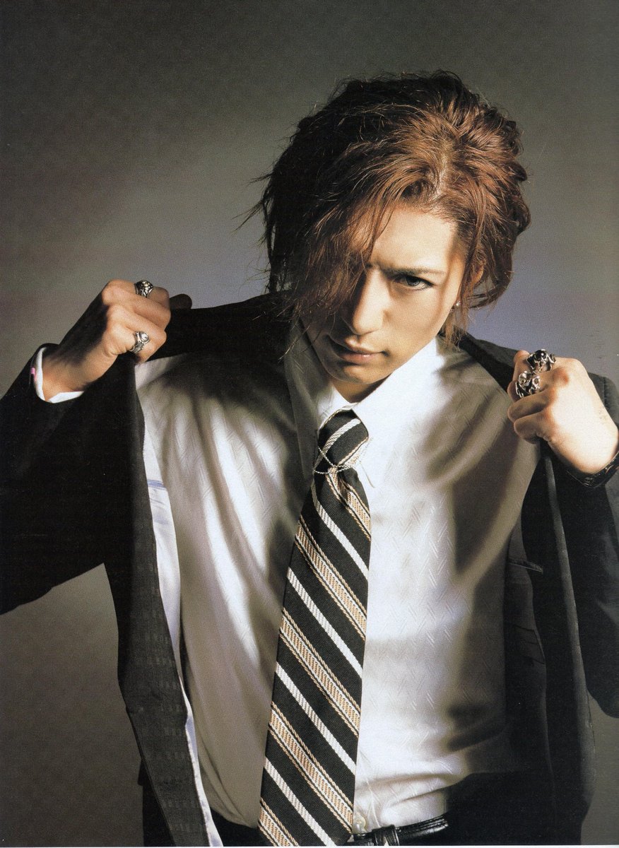 lish0704's tweet photo. 【#GACKT の軌跡】

2005年10月3日
「Oricon style 2005年10月3日」🎉

心に潜む "ワル” の解放
きれいごとだけでやっていける世の中じゃないでしょう！ https://t.co/kyqmiGoywH
