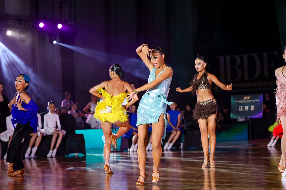 iNanjingJS's tweet photo. Youth takes over the dance floor in Nanjing 💃
Skirts swirl, lights shine. For a moment, every dancer becomes the brightest star — at the 2026 JBDF Jiangsu International Standard Dance Championships.
#BallroomDancing #DanceLife #Nanjing #JBDF2026 #DanceCompetition https://t.co/gOVfuhD2Gj