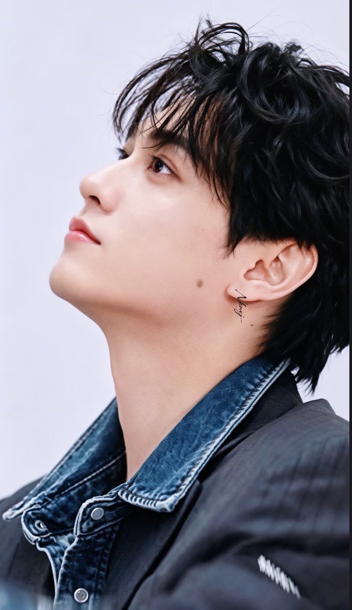 belri72's tweet photo. Yueyue’s husband https://t.co/B39UiPX6F6