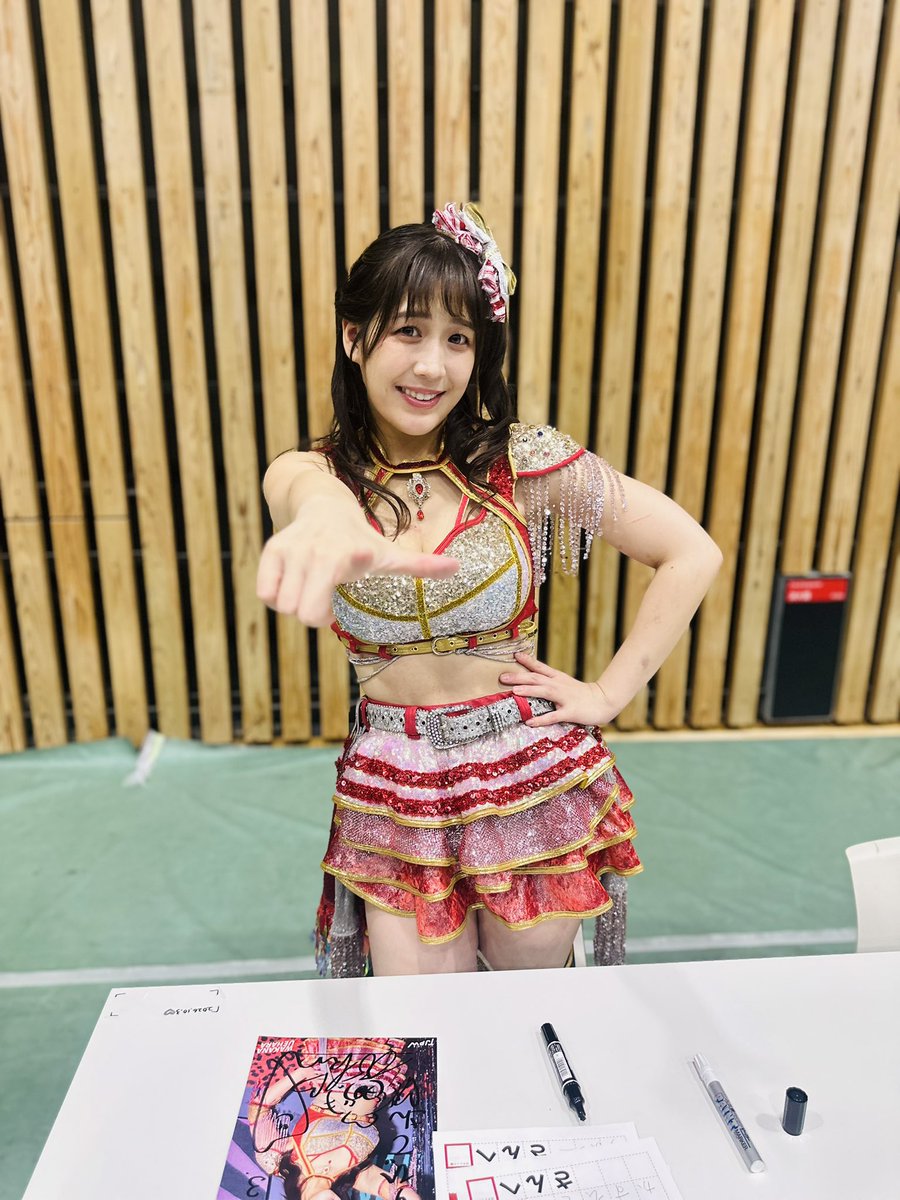 kazuhideeeeee's tweet photo. テレビで見た大食いの女子プロレスラーが気になっていたので

大田区体育館にきました🕺

テレビで見るよりかわいかったです🙌

#東京女子プロレス　#上原わかな　#テレビで見るよりかわいいよ https://t.co/ug0GUFycr8