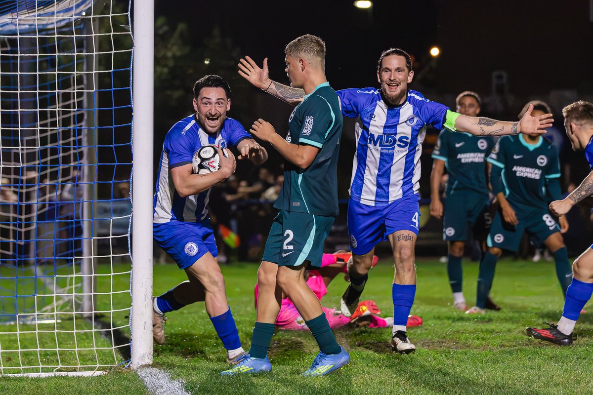 HHTFC's tweet photo. 📸 MATCHDAY GALLERY
As we turn our attention back to league action today, take a look through our matchday gallery from Wednesday evening’s memorable 2-0 victory over @BHAFC in the Sussex Senior Cup.
Link below 👇
#HHTFC https://t.co/IIdUU1R6rt