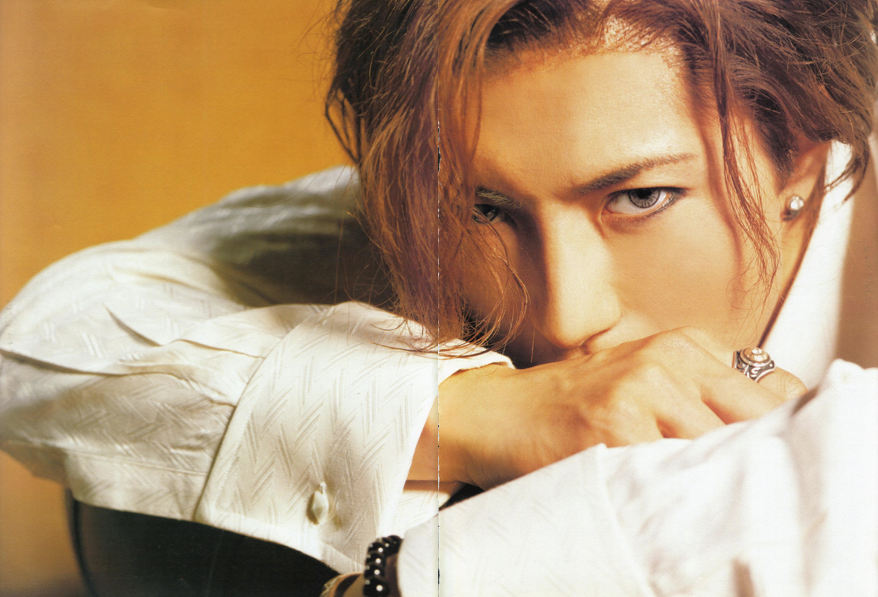lish0704's tweet photo. 【#GACKT の軌跡】

2005年10月3日
「Oricon style 2005年10月3日」🎉

心に潜む "ワル” の解放
きれいごとだけでやっていける世の中じゃないでしょう！ https://t.co/kyqmiGoywH