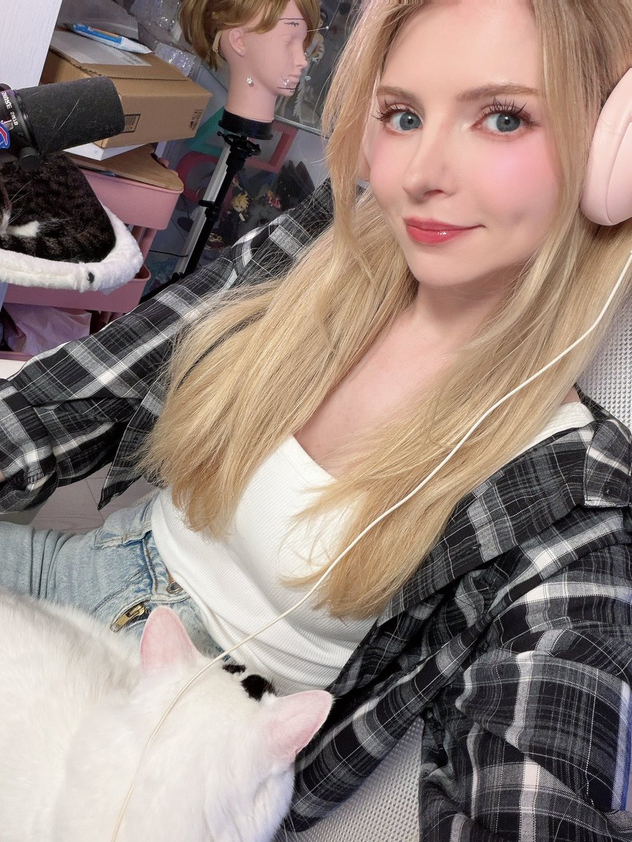 PeachMilky_ tweet picture