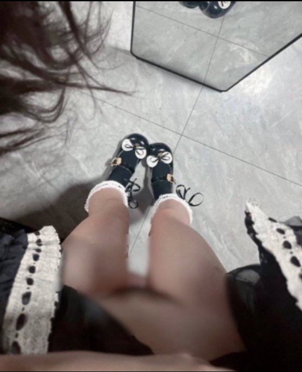 katherine25ig7's tweet photo. 放假啦！！！！

有人想锐评一下我自己的福吗？

不要🚪赶紧看，妹妹要删了

美女新鲜出炉哒 https://t.co/Q4WuGaAgKk