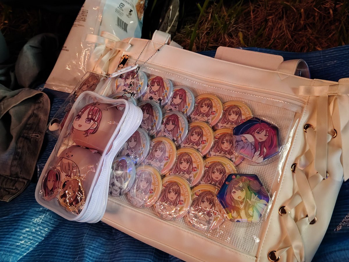 tetetessen's tweet photo. 三郷花火大会楽しかった！！！
頑張って2人に花火見せてる風にしたかったけど下手すぎたからこれで勘弁
 #超かぐや姫 https://t.co/YILSvt3gcA