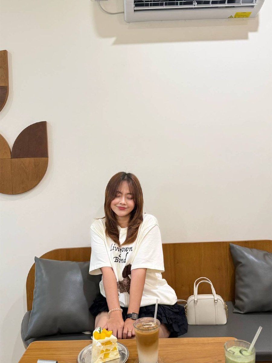 Zuee283839's tweet photo. hii https://t.co/nDfYZex4tB