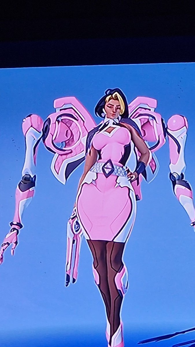 KingTravesty's tweet photo. Domina TORE arcees arms off and wore them what a diva #ow #transformers #gaymer https://t.co/Eqt3oEntFb
