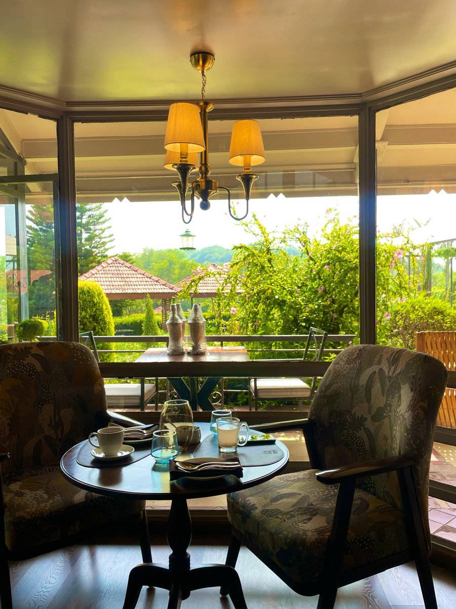meet_coffeegeek's tweet photo. Shivalik in the backdrop, coffee , nature all around - Chandigarh serving peace, effortlessly. #CoffeeDiplomacy 

जय हिन्द 🇮🇳 https://t.co/WEWE4WVuGg