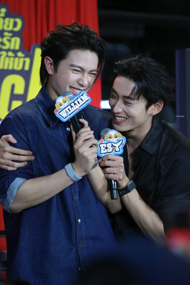_onmindmine's tweet photo. โอ้ยตกใจหมด พี่เอสมากอดวิลเลี่ยมเยยน้ะ 👀🫂💖 

#YouManiacSeriesEP6 
#WilliamEst 
@Williamjkp1 @EstRvp https://t.co/JftlgElIHe
