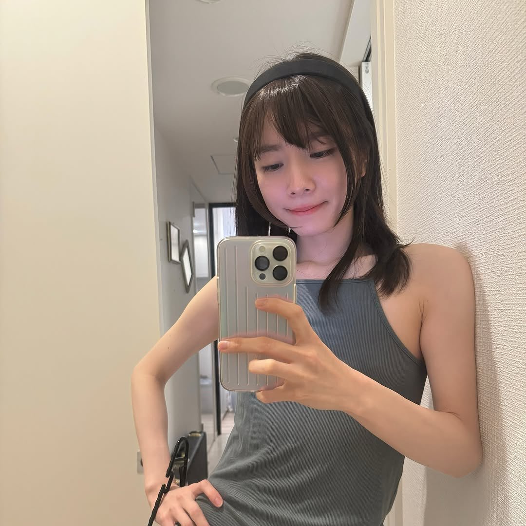 zan_space17's tweet photo. セクシーmiletさん https://t.co/LWJOH81fOM