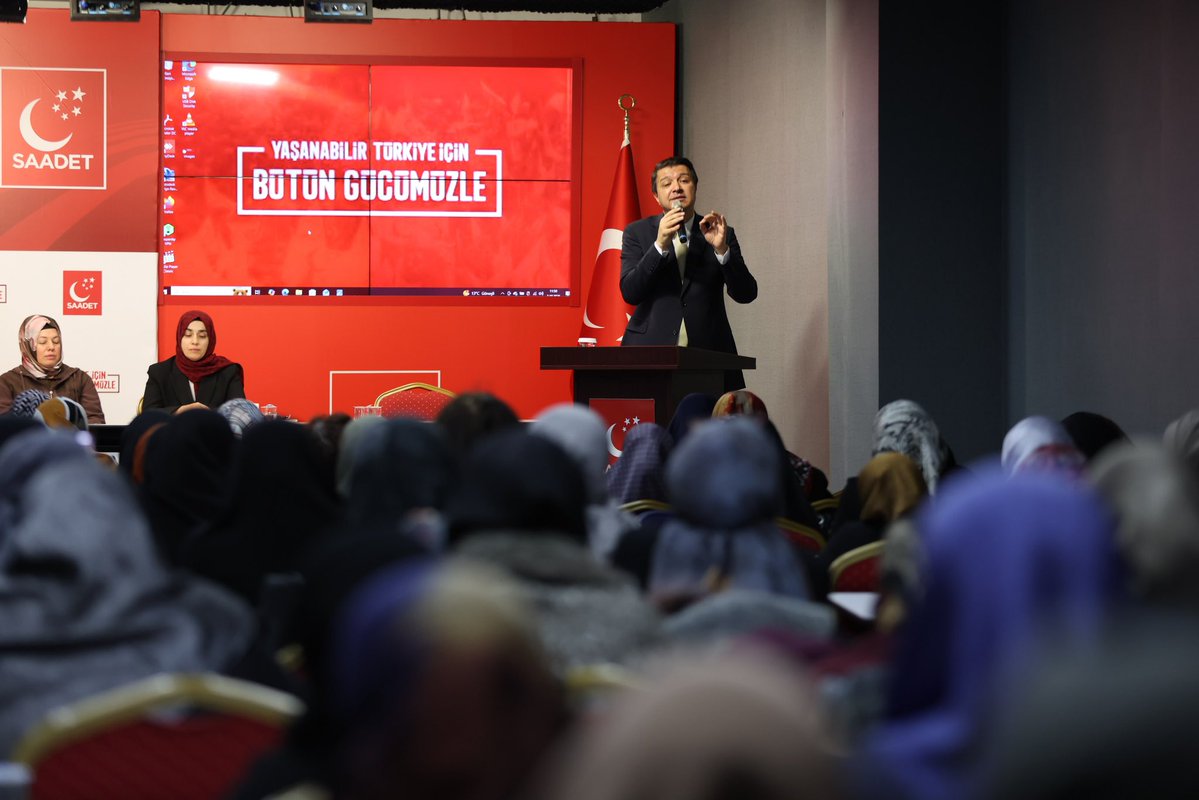 SaadetPartisi's tweet photo. Genel Başkanımız Mahmut Arıkan, Kadın Kollarımızın İl Başkanları Toplantısı’na katıldı. https://t.co/rB6qX7oZv6