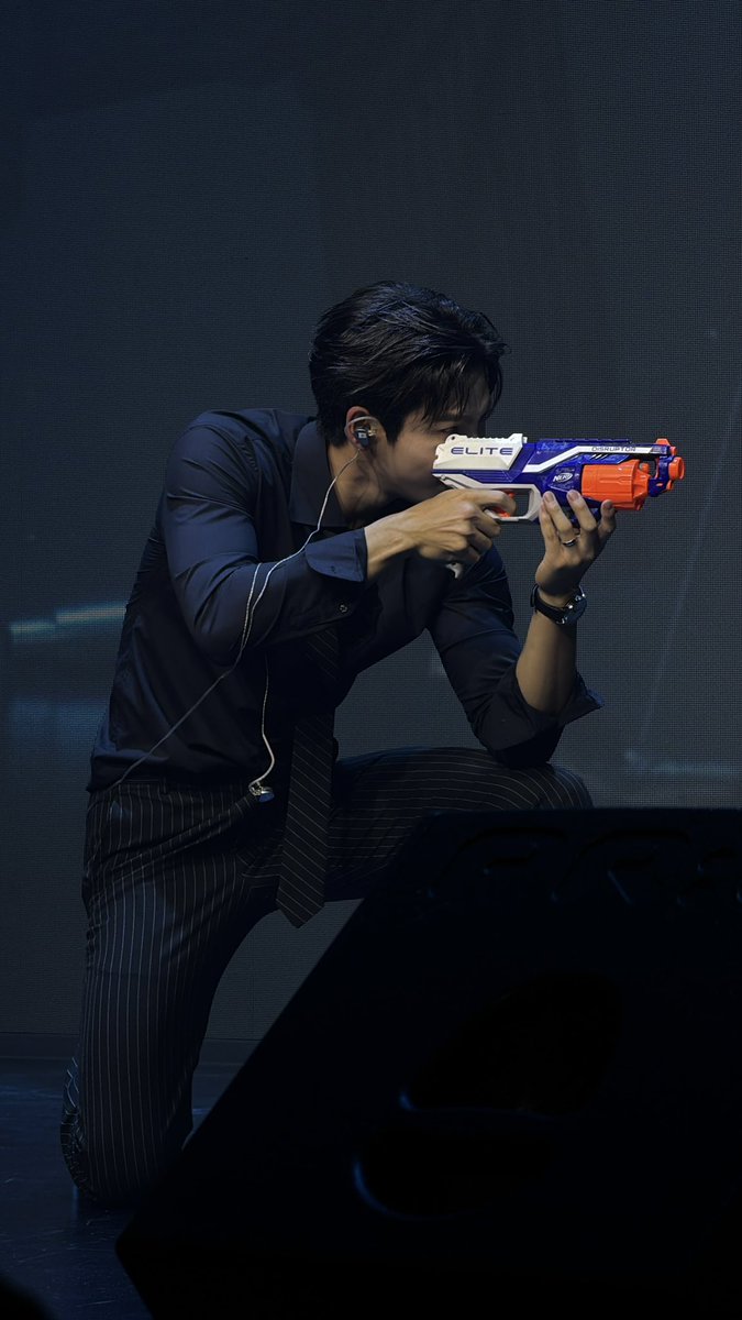 msy11o4's tweet photo. 261003 상연전역 밤공

🔫🔫

#상연 #더보이즈 #SANGYEON #THEBOYZ https://t.co/1uajb5IQ8b
