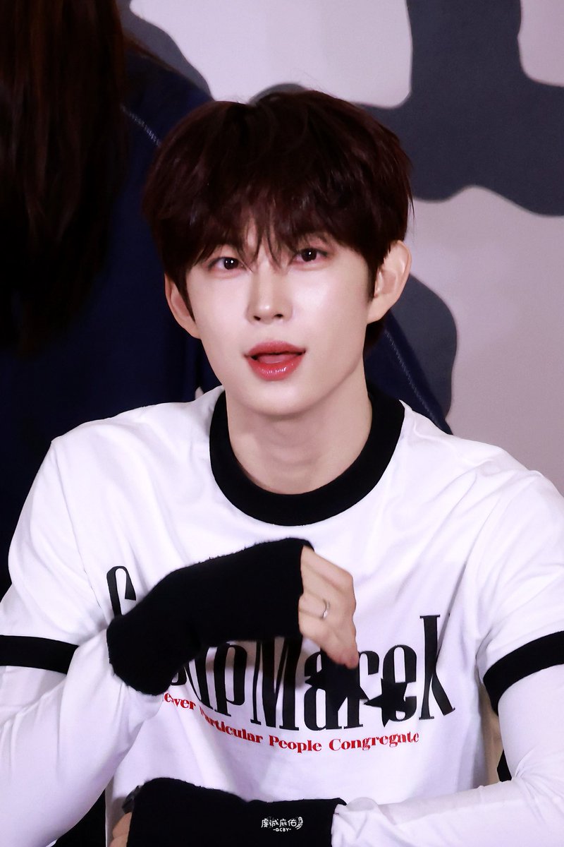 QCBY0411's tweet photo. 260117

#건우 #거누누 #geonwoo #GEONWOO https://t.co/ai9ad2lfTG