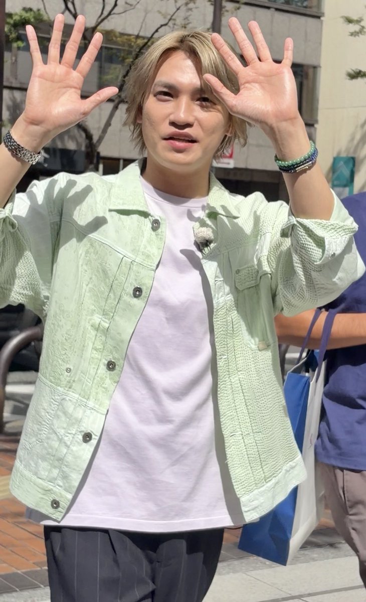 gachangohandayo's tweet photo. 天神を街ぶらしてたなんて今でも信じられん。
#てんじんnow
#二階堂高嗣 https://t.co/3TKkYvZxIW
