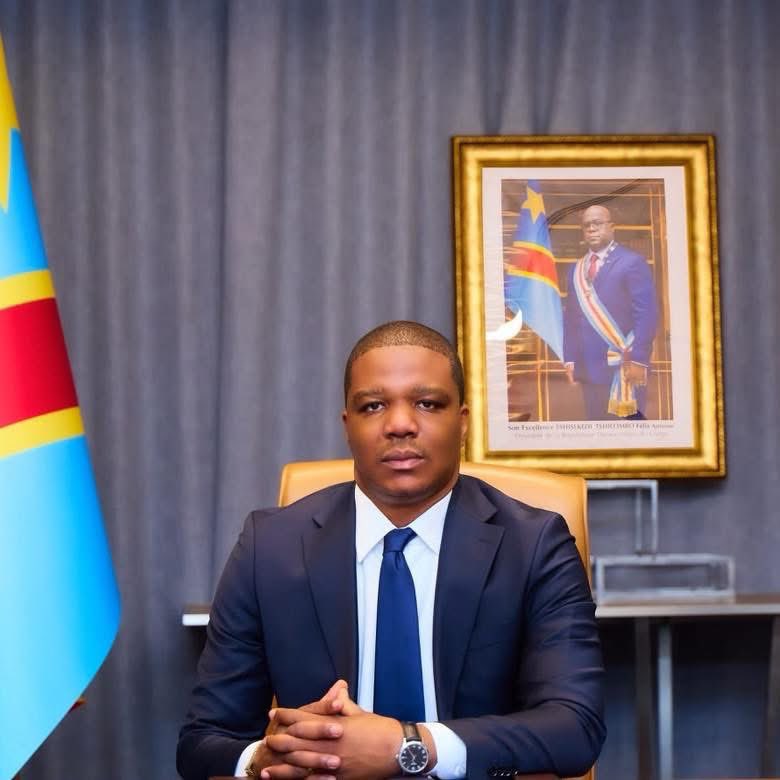 FayolMayambu's tweet photo. Aux âmes bien nées, la valeur n'attend point le nombre des années.

En si peu de temps, des mesures fortes et de bonnes initiatives ont déjà été prises.

Que du bonheur mon frère le DG @juantedbelkas https://t.co/6GLVtK9CSh