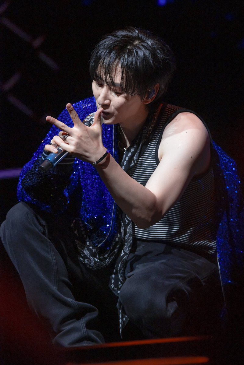 heyitscrispyy_'s tweet photo. 20260919 EUNHYUK PRE-DEBUT FANCON ‘be: WARE OF THE RABBIT’ in HONG KONG

💪🏻👀

#은혁 #EUNHYUK
#슈퍼주니어DnE #SuperJuniorDnE
#be_WARE_OF_THE_RABBIT https://t.co/oD74lkJu6P