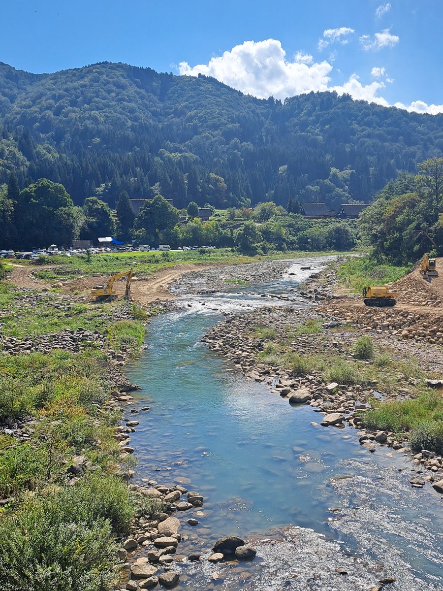 mumaya_shokawa's tweet photo. 懸念される影響
⚠️河川や自然環境への影響
⚠️川魚や海の魚介類への影響
⚠️農業用水や農作物への影響
⚠️飲料水への影響⚠️世界遺産白川郷&amp;五箇山や庄川遊覧船をはじめ観光地のイメージ低下⚠️地域経済や暮らしへの影響など沢山‼️庄川は岐阜県から富山県へと流れ生活や産業自然環境を支える川 #拡散希望 https://t.co/Upzi7Bvimx