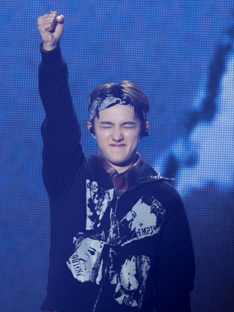 dohkii's tweet photo. 아 미쳤나 https://t.co/fNLCDvdQ5t
