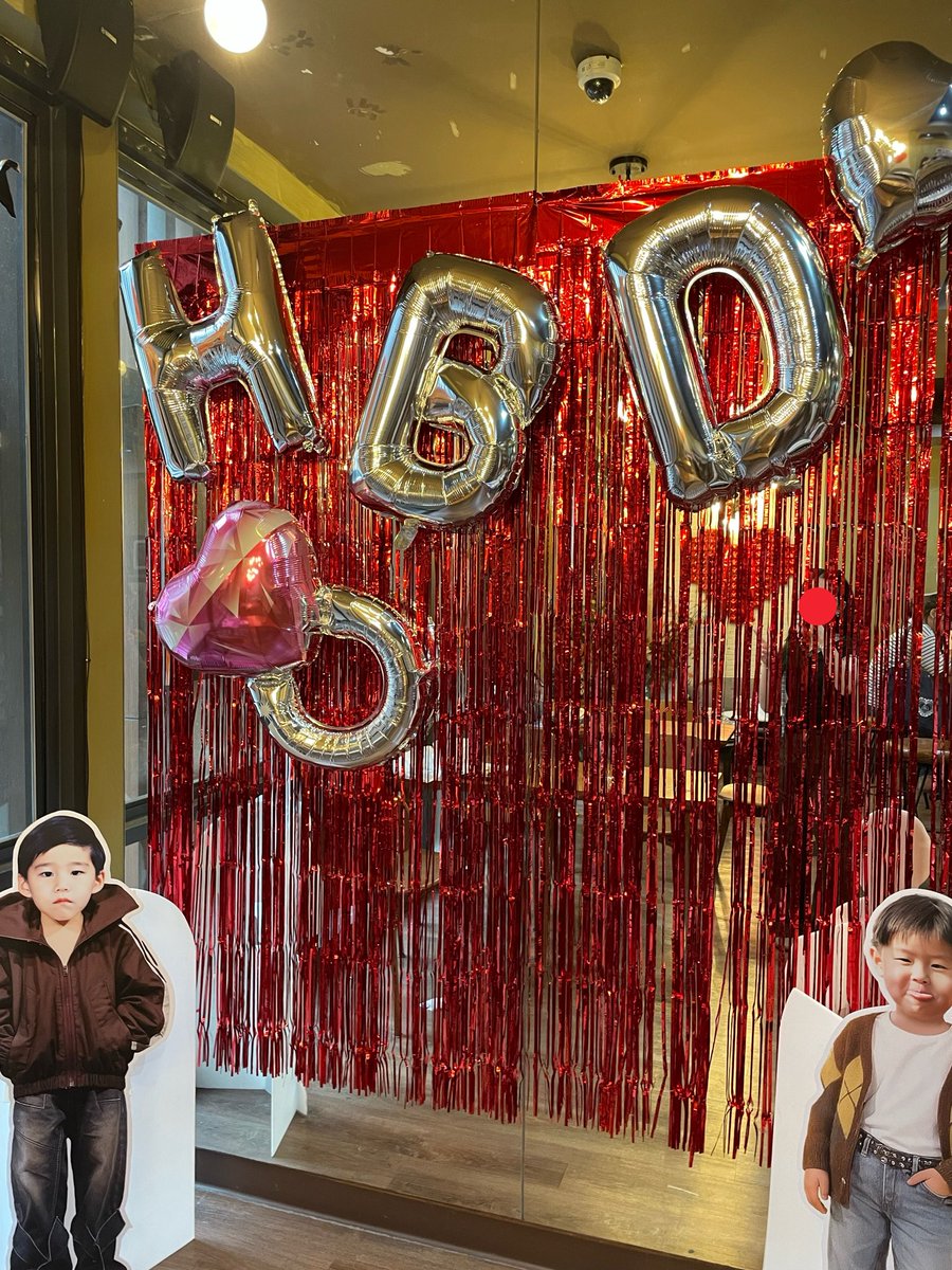 thinkinofp's tweet photo. น่าย้ากมากเลยคับ แงแงแย้ว 🧡✨🥳
#ProjectForBillkin27th #HBDBILLKINxLITTLEBKPP2542 #Billkin27thEdition https://t.co/Ni4sYZ3eYn