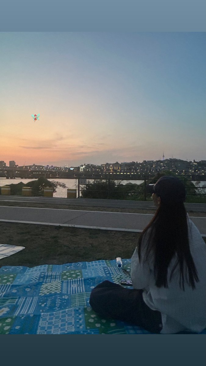 Flower_Kei95320's tweet photo. 📷[261003] #YEIN 인스타그램 스토리 업데이트 [1]

#Lovelyz #러블리즈 #JEONGYEIN #정예인 https://t.co/8CcLQTuKjE