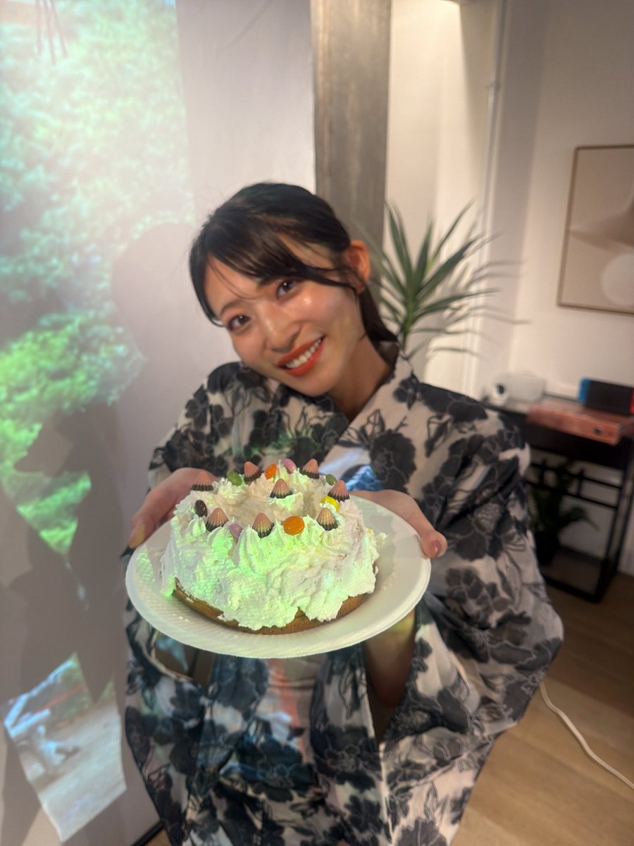 haruna_brown_'s tweet photo. 『夏おつかれさまオフ会🎐』ありがとうございました🐼💓
みんなではじめての共同作業、ケーキ作り体験もしたよ🎂

一緒に笑ってくれたり楽しんでくれて本当に幸せでした💭

次回『生誕祭オフ会』を12/6(日)に予定しています☺️
是非予定していてね〜🤤💭 https://t.co/3szPI477ZP