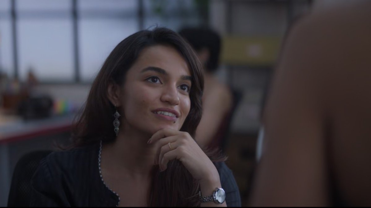 Aneesh_98's tweet photo. .@rinibot is simply lovely in #Love! ✨❤️ Her innocent charm, expressive eyes &amp; effortless screen presence make every moment special. 🙌

One of the performances that truly stands out! 🔥❤️

Thank you, @directormbalaji , for giving us #Harini 👏 https://t.co/nQ0nRHo59J