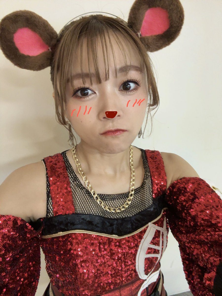 iRis_w_yuki's tweet photo. 横浜でのリリースイベントありがとうございましたっ！🎡
次に横浜にくるのは横アリライブだね！！

今日はポニテにケモ耳だったからなんかより動物みが……

なんの動物に見えてますか？？？？ https://t.co/EhzVsx6T0r