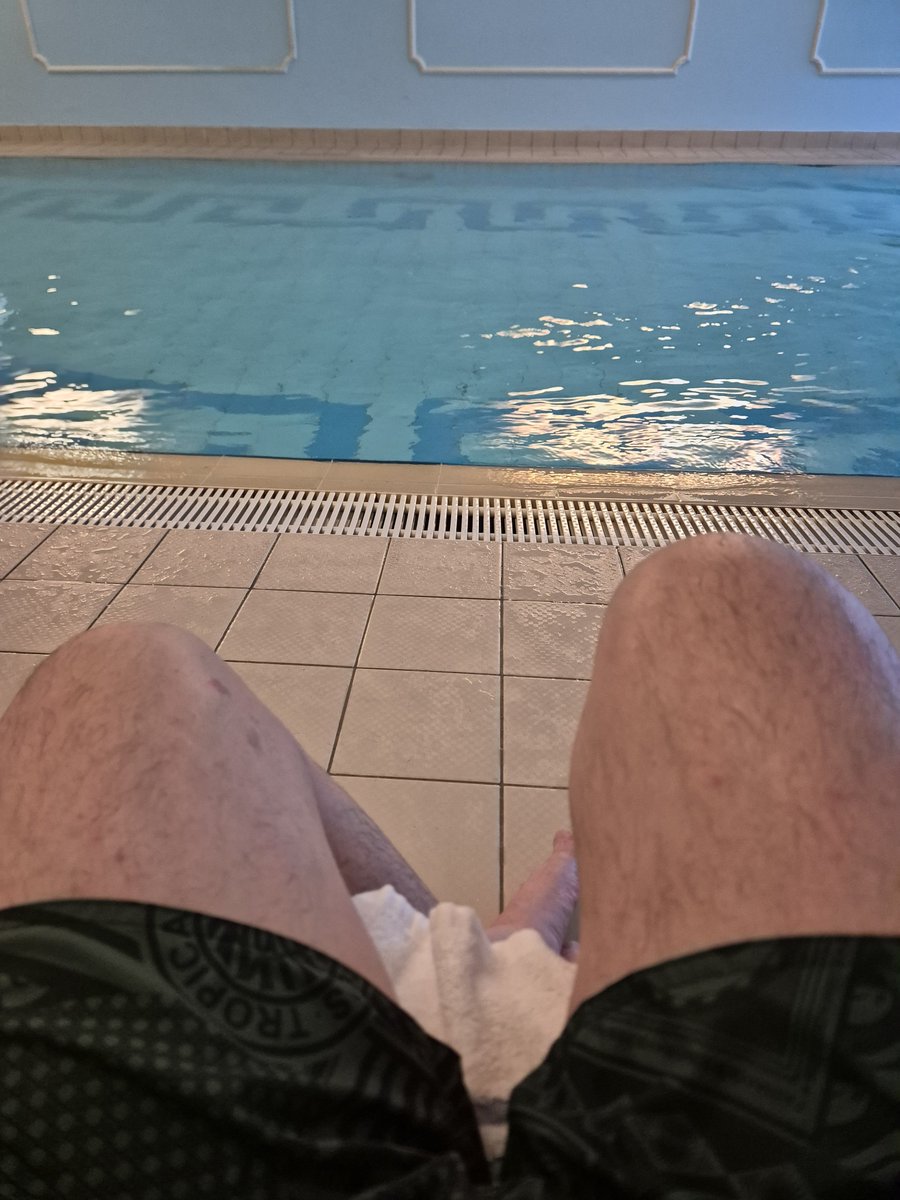 Shane_Evs's tweet photo. Had a nice swim to start my day https://t.co/2fq2To1nk8