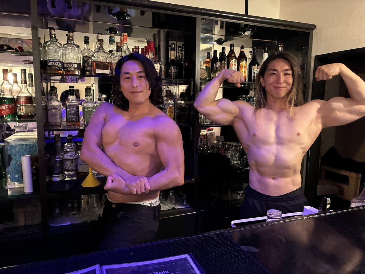 musclebar_bell's tweet photo. マッスルバー・ベル【仙台】
筋肉の楽園へようこそ💪🏼
10/3(土)20:00〜オープン！

週末ご来店お待ちしております🍸
落ち着いた雰囲気でマッスルとゆっくりお話ししたり戯れられるマッスルバーなら当店🫰🏼✨

📍宮城県仙台市青葉区国分町2-8-3
ライオンビル仙台館3F

#マッスルバー #仙台 #国分町 #BAR https://t.co/AY44uOJPlg
