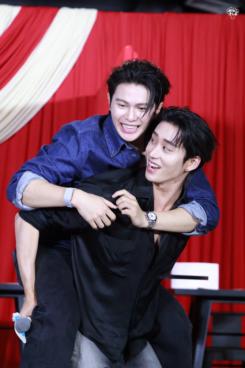 Awirutts3's tweet photo. สิ่งนี้น่ารักง่าาาาา

#YouManiacSeriesEP6 
#WilliamEst https://t.co/5lbklniiHl