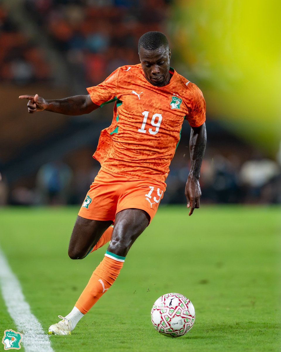 equipenatciv's tweet photo. 🚨 COMMUNIQUÉ 🚨

Nicolas Pépé autorisé à quitter la sélection pour raisons familiales

La Fédération Ivoirienne de Football adresse ses vœux de bonheur à Nicolas Pépé et à son épouse et leur souhaite un heureux événement.

Fédération Ivoirienne de Football https://t.co/bxYKrQ70hJ