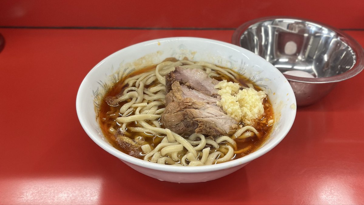 KOZUE_ramen's tweet photo. ラーメン二郎 ひたちなか店@茨城県ひたちなか市(勝田駅)
ミニラーメン(辛いのに変更)
生たまご

辛さ半分、アブラ抜き
ヤサイ抜き、ニンニク

＜特徴＞
食券入店時購入／レンゲあり／紙エプロンなし

ごちそうさまでした🍜✨

#二郎
#ラーメン二郎
#ラーメン二郎ひたちなか店 https://t.co/kSlnvn77AA