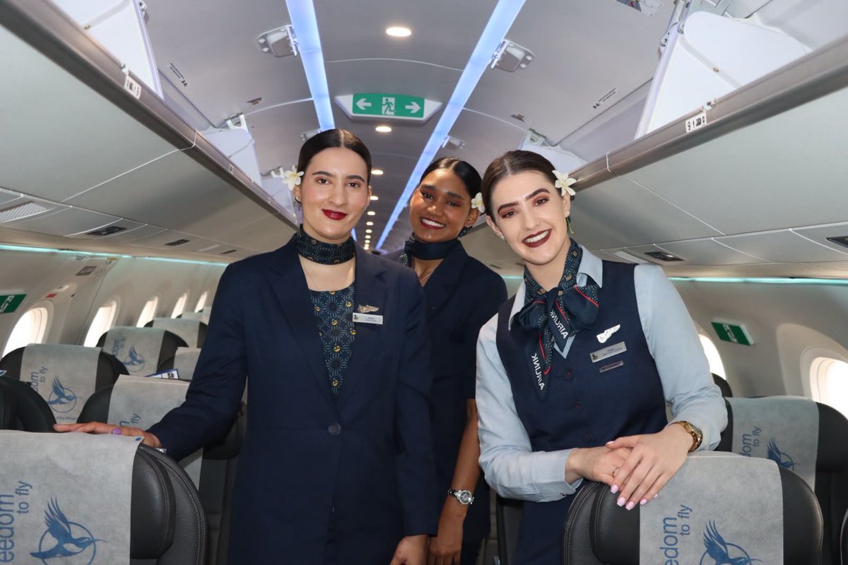 capetownint's tweet photo. (1/2)Two new routes in two days from Cape Town ✈️🌍

As Cape Town International Airport heads into the 2026/27 peak travel season, we’re celebrating even more ways to connect Cape Town with the region.

This week, CTIA welcomed two new direct @Airlink routes: https://t.co/jpGyOhwSWI
