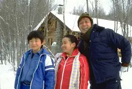 hanyarinpa1's tweet photo. 北の国からが人気あるのが謎です
母は第一話で不倫がバレるし、父五郎は多くの女性を妊娠させただらしない男。
長男淳は彼女いるのに浮気して妊娠させた無責任男で、長女蛍は既婚の医者と不倫し駆け落ち妊娠するという倫理観なし女。凄い家族ですね汗
あ、宇宙人と話せるかも未確認な女先生は好き♪ https://t.co/ZM6nWJpFhF